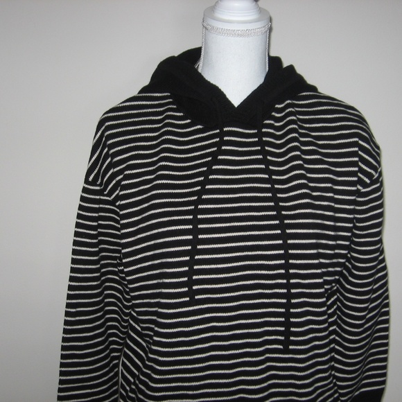 ONZIE Flow Black/Cream Striped Hoodie - Picture 2 of 6